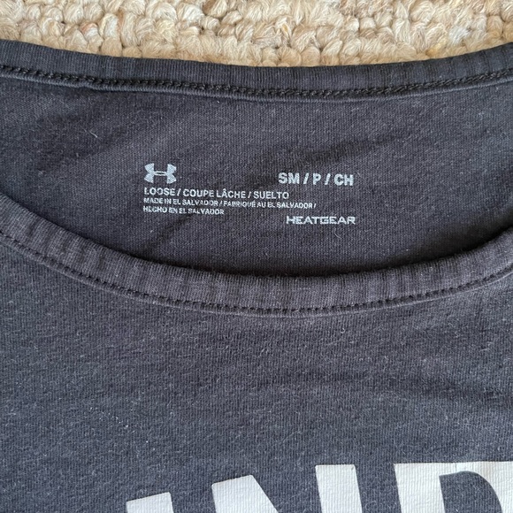 under armour tshirt - Picture 2 of 3